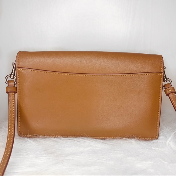❌SOLD❌ Coach Leather Crossbody Bag (with dust bag) - Picture 4 of 9